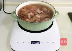 红糟焖猪蹄的做法图解2