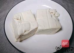 蟹黄豆腐的做法图解2