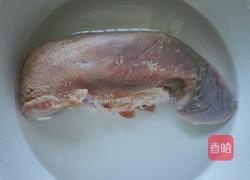 凉拌猪舌的做法图解1
