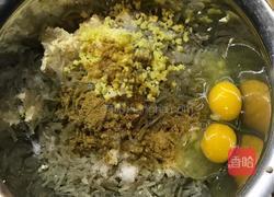 炸素丸子的做法图解2