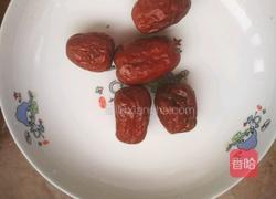 银耳雪梨的做法图解2