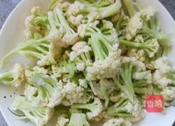 辣炒有机菜花的做法图解1