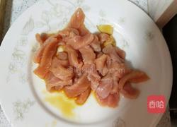 海鲜菇炒肉的做法图解2