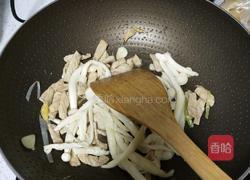 海鲜菇炒肉的做法图解8
