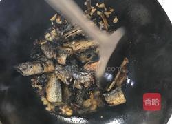 香煎秋刀鱼的做法图解6