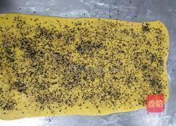 椒盐黑芝麻南瓜煎卷的做法图解10