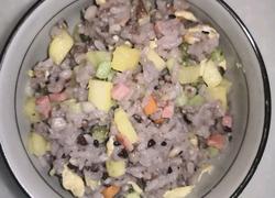 菠萝蛋炒杂粮饭