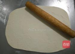 双色花油卷（馍胚的制作方法）的做法图解9