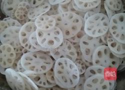 炝拌藕片的做法图解2