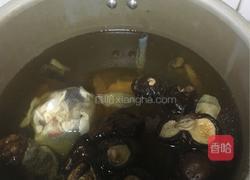 乌鸡滋补汤的做法图解3