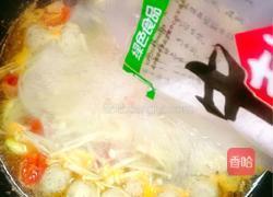 千禧果金针菇丸子汤的做法图解6