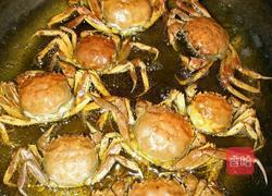 油炸小螃蟹的做法图解3