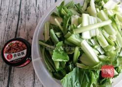 香菇酱炒小白菜的做法图解1