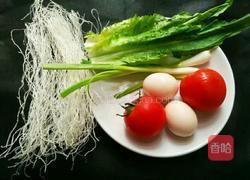 番茄鸡蛋粉丝的做法图解1