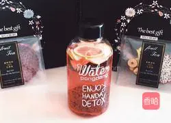 Illustration of making home-made healthy fruit tea 6