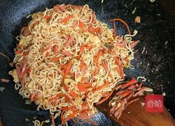 炒方便面的做法图解8