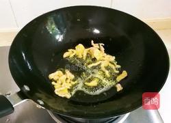 菜油肉丝菠菜汤的做法图解4