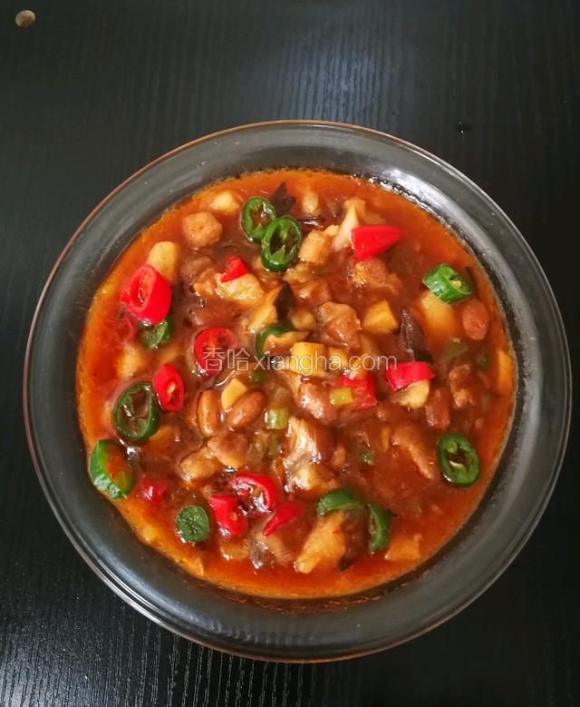将炸好的肉酱盛出待用。