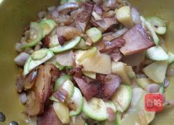 懒人电饭煲腊肉焖饭的做法图解13