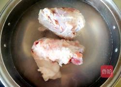 白萝卜炖大骨的做法图解4