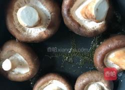 蚝油香菇酿肉片的做法图解3