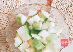 Cooking Tips Lotus Seed Lily Dictyophora Pig's Feet and Winter Melon Soup Illustration 3