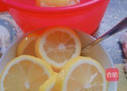 夏季减肥美白蜂蜜柠檬的做法图解3
