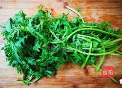 清香茼蒿豆腐的做法图解1