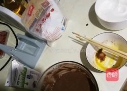 可可奶油冰淇淋蛋糕的做法图解1