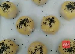 莲蓉蛋黄酥的做法图解14