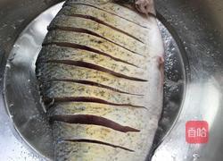 孔雀开屏鱼的做法图解2