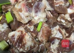 干锅排骨的做法图解1