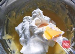 八寸心型戚风蛋糕的做法图解11