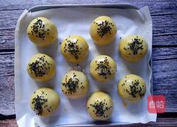 蛋黄酥的做法图解26