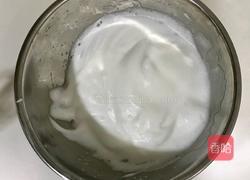 八寸心形戚风蛋糕的做法图解7