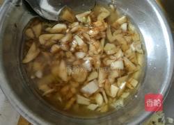 蒜蓉沙螺蒸粉丝的做法图解2