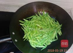干煸豆角的做法图解3