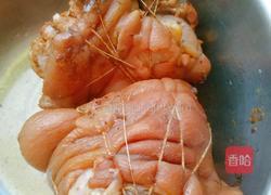 水晶猪皮冻肘子的做法图解3