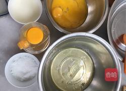 烫面戚风蛋糕的做法图解1