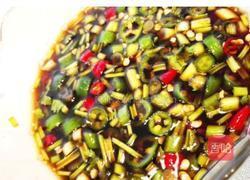 凉拌水晶肉皮冻的做法图解10