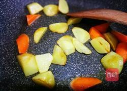 今日晚餐之土豆烧鸡块的做法图解18