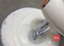 电饭锅版蛋糕的做法图解3