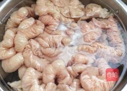 酸辣肥肠的做法图解2