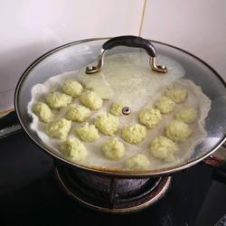 西兰花鳕鱼鸡蛋丸子的做法[图]