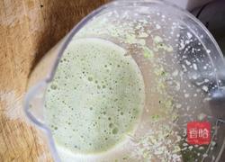 西兰花鳕鱼鸡蛋丸子的做法图解1