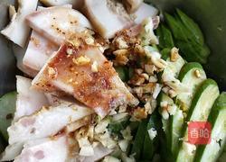 炝拌黄瓜猪头肉的做法图解2