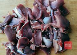 双椒炒鸭胗的做法图解3