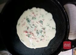 鸡蛋菠菜火腿饼的做法图解6