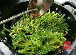 家常芹菜炒肉的做法图解3