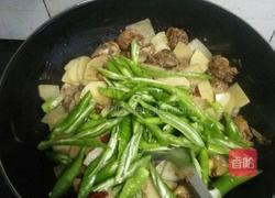 辣子鸡的做法图解5